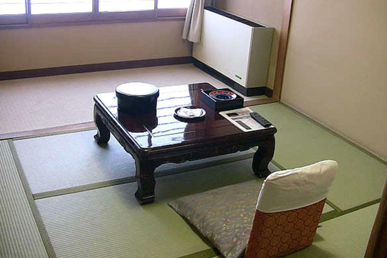 Отель Tokiwa Ямагути Экстерьер фото